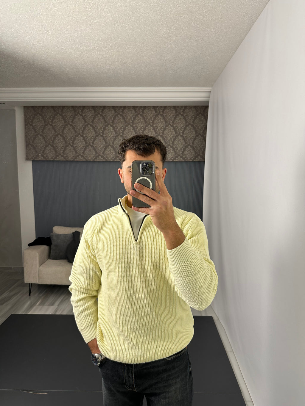 Zipper pullover sweatshirt