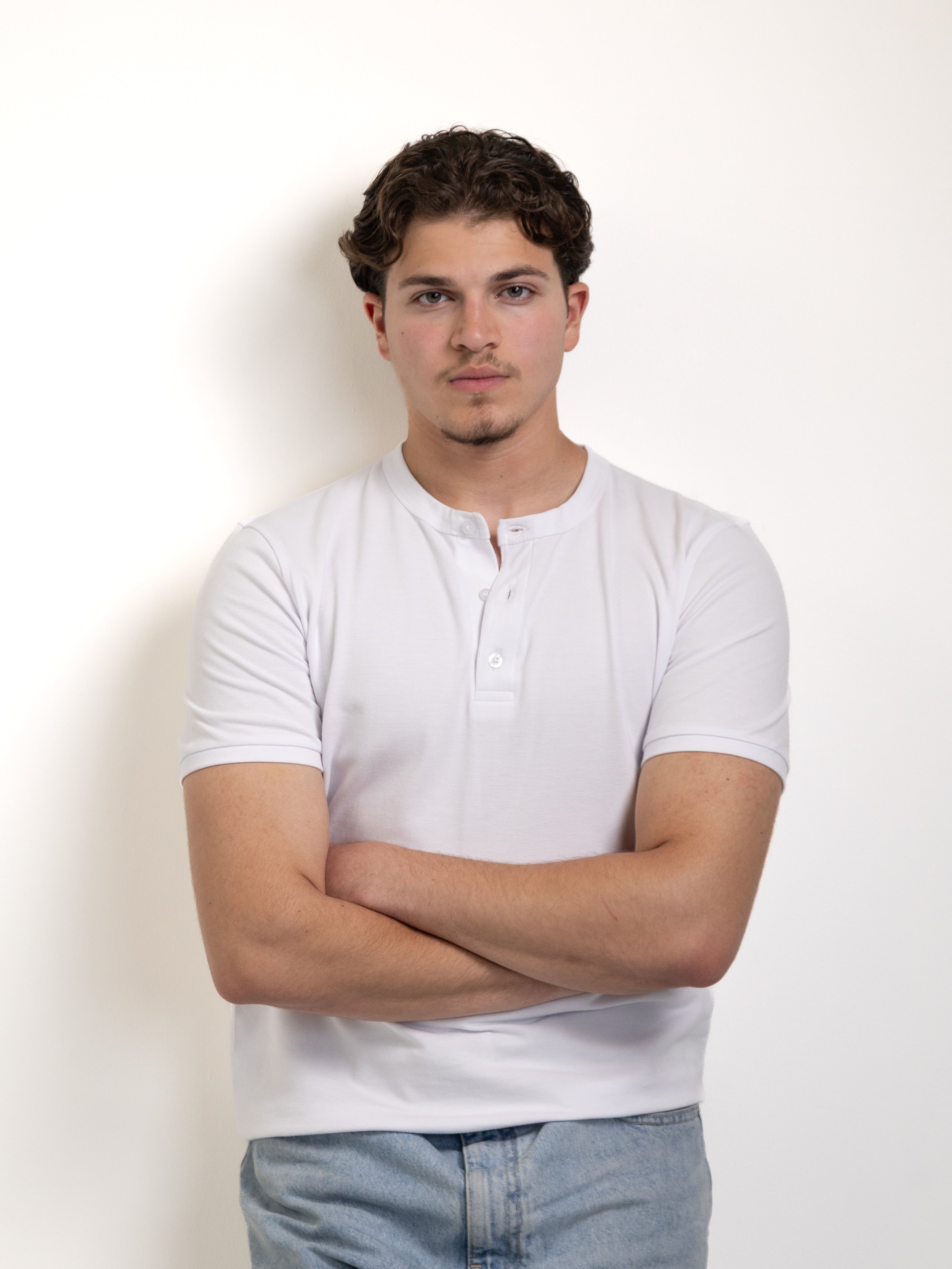 HENLEY T-SHIRT