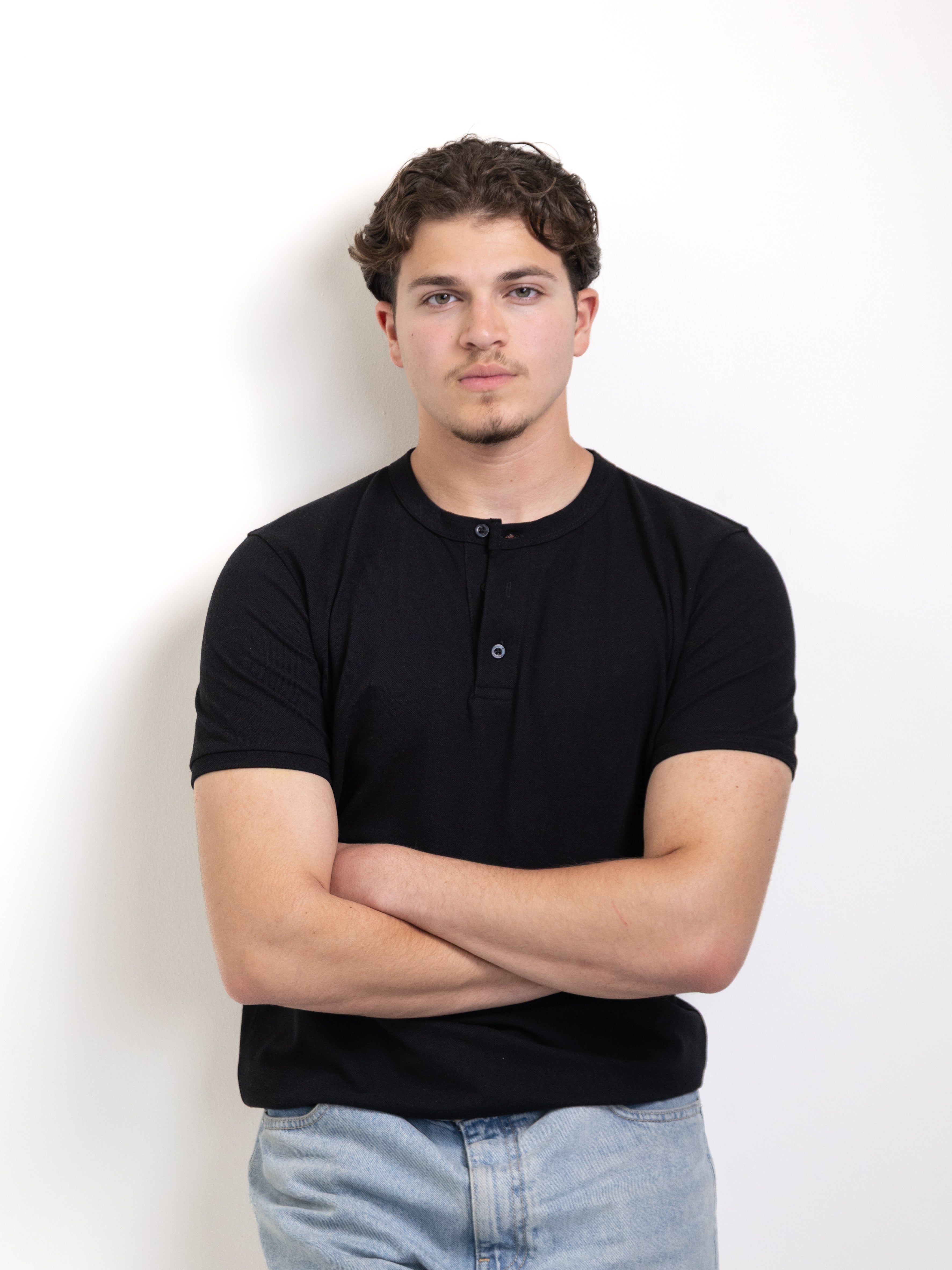 HENLEY T-SHIRT